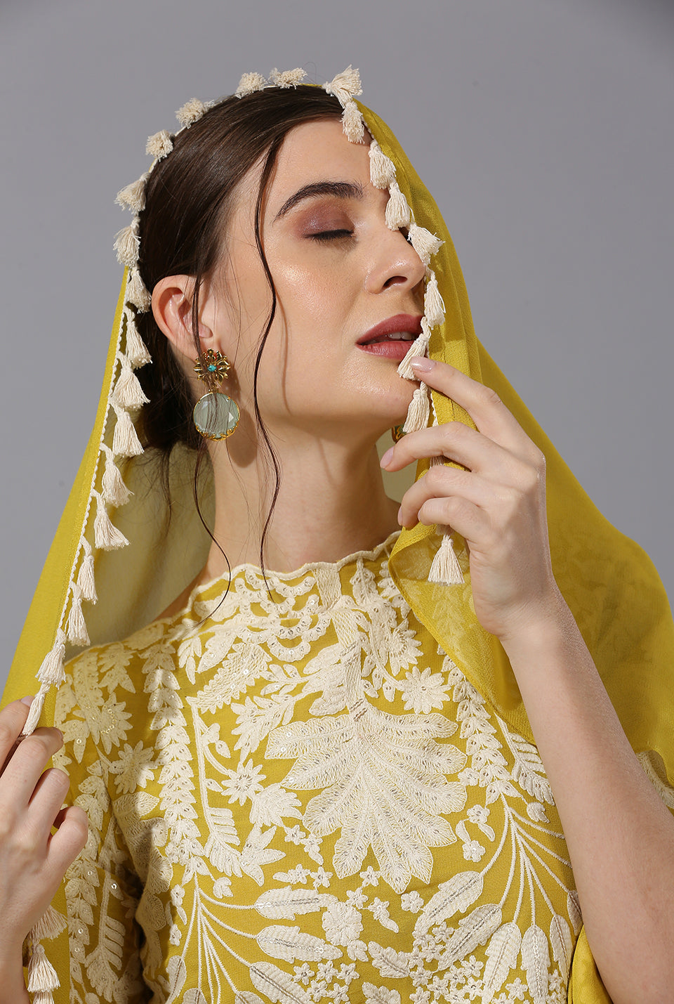 Yellow White Palm St. Fit Set With Dupatta