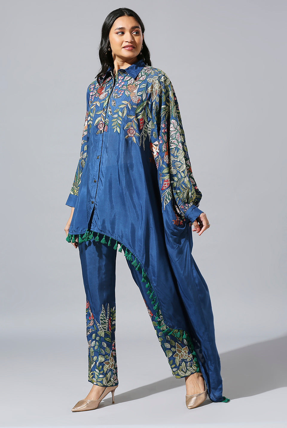 Blue Jungle One Side Open Sleeve Set