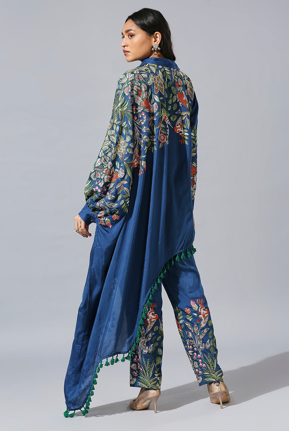 Blue Jungle One Side Open Sleeve Set